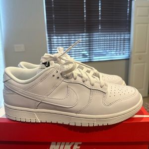 White Nike Low Dunks - Womens